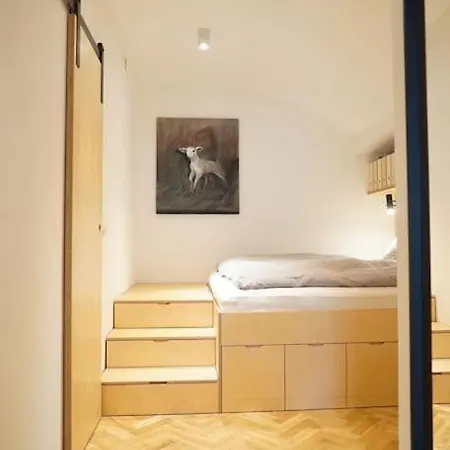 Design Near Castle Apartamento